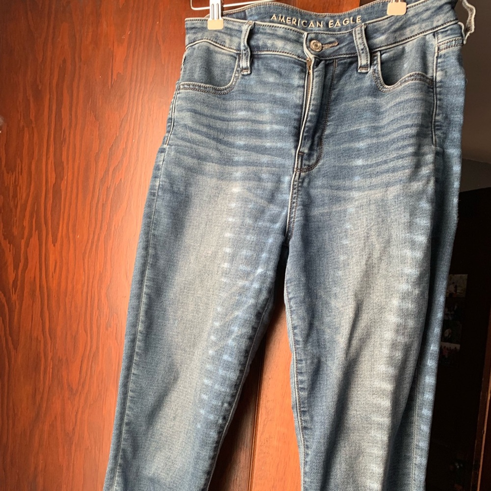 American eagle super stretch jeans.